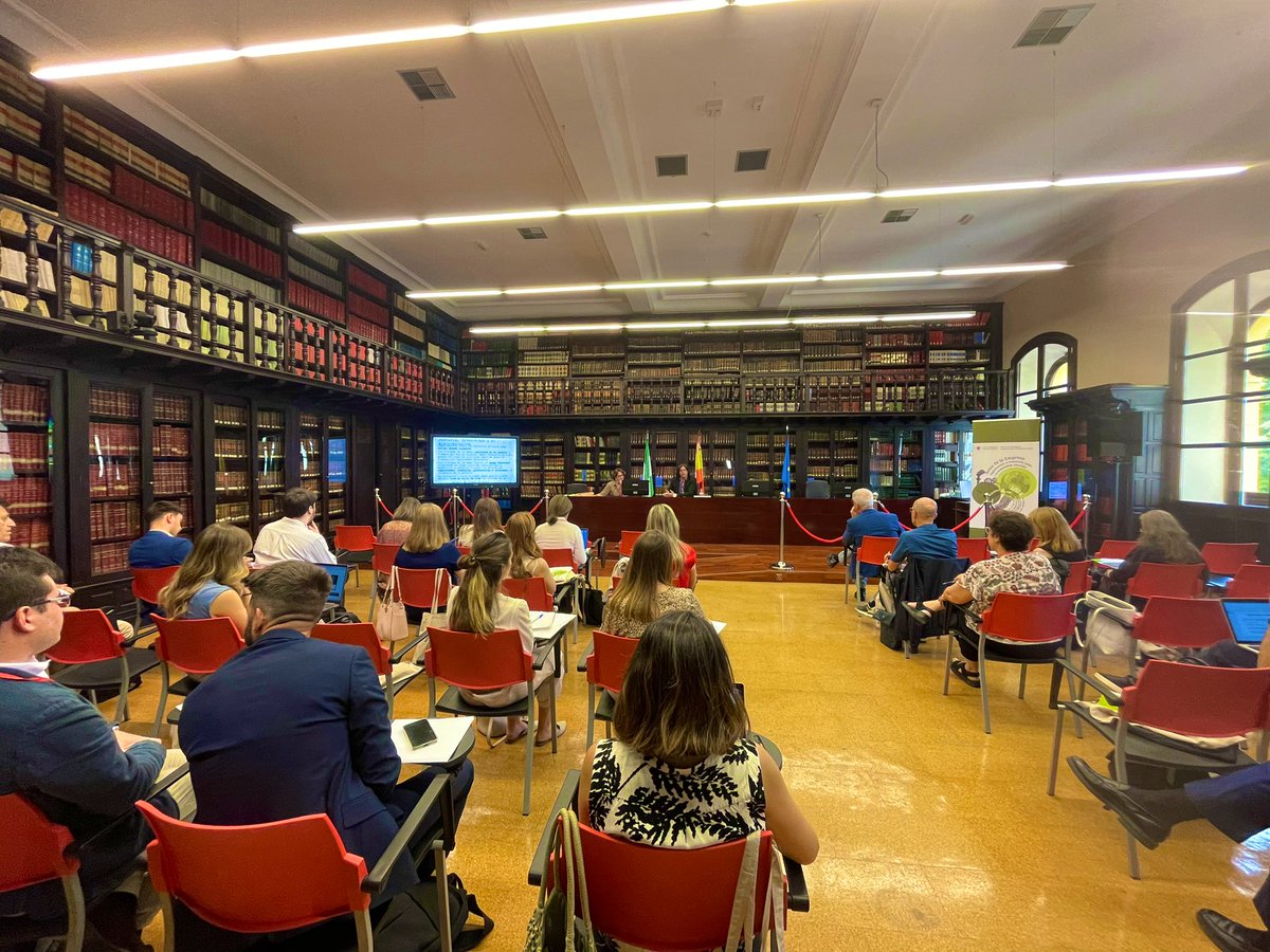 justicirculecon's tweet photo. Hemos dado inicio a nuestro primer día de congreso. 
Os invitamos a acompañarnos mediante nuestro canal oficial https://t.co/XsOhMEI36e
#justicirculecon #digitalizacion #uab #ugr https://t.co/3Kazi1Bl6L