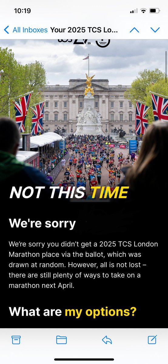 HattiJay's tweet photo. Sad times #londonmarathon https://t.co/Ae9budhYhA