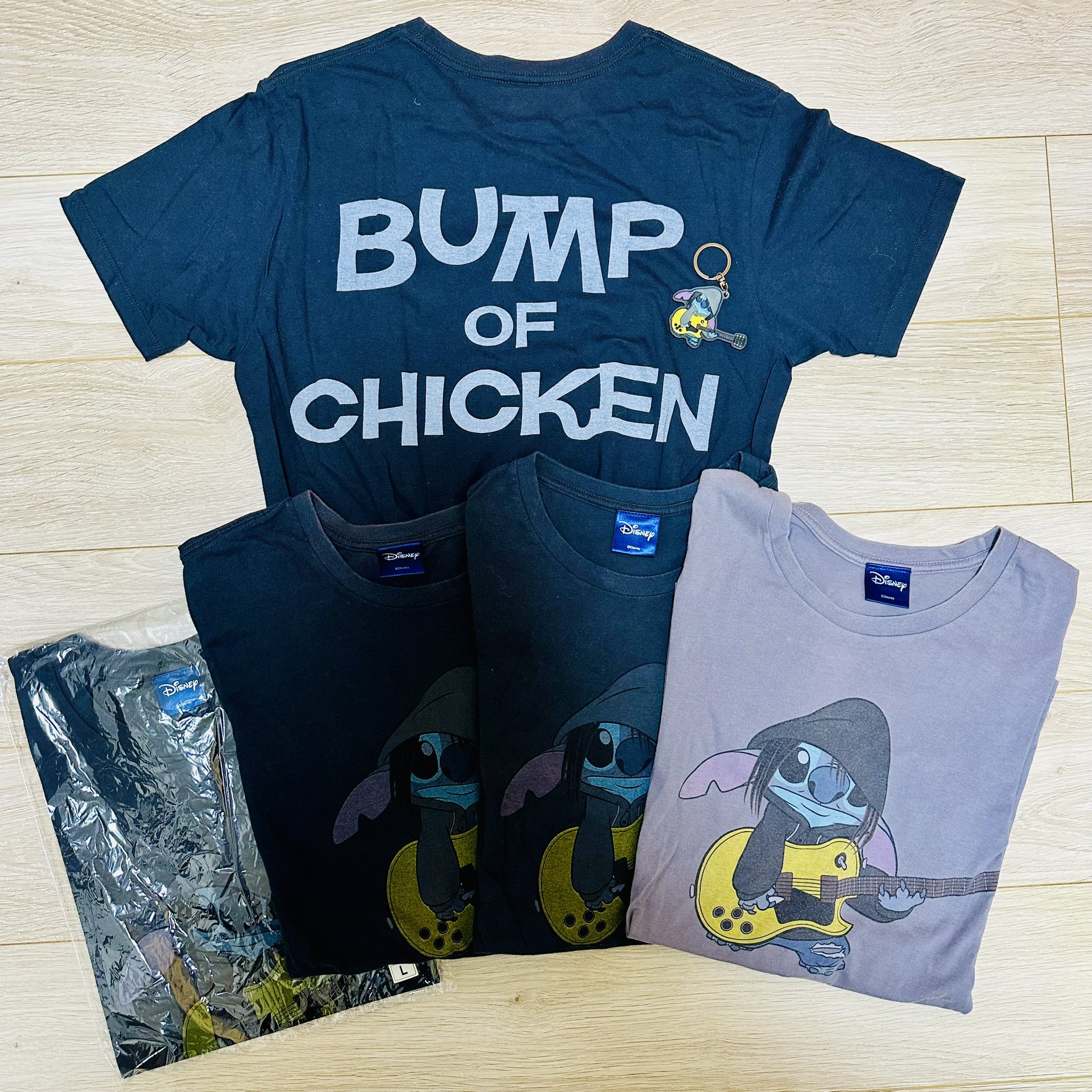 BUMP OF CHICKEN 　Tシャツ・キーホルダー　L　スティッチコラボ BUMP OF CHICKEN Tシャツ・キーホルダー L スティッチコラボ