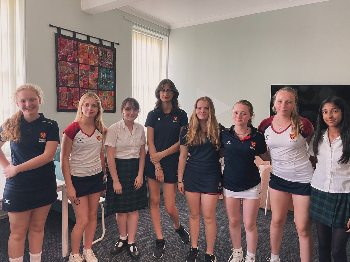 Manor House tweet media