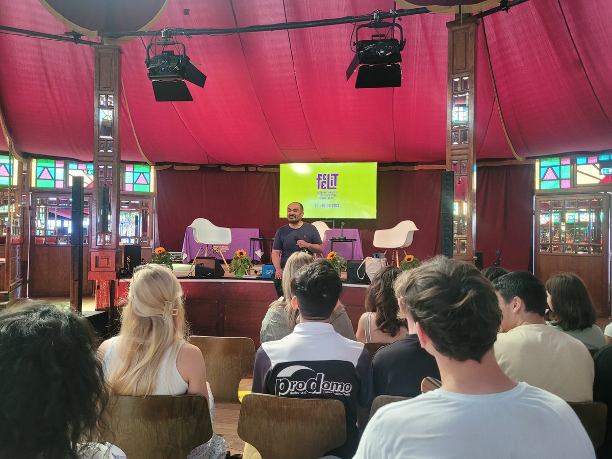 Gedichtworkshop mit Dinçer Güçyeter - wir danken dem Friedrich Bödecker Kreis für die Unterstützung dieses Workshops!