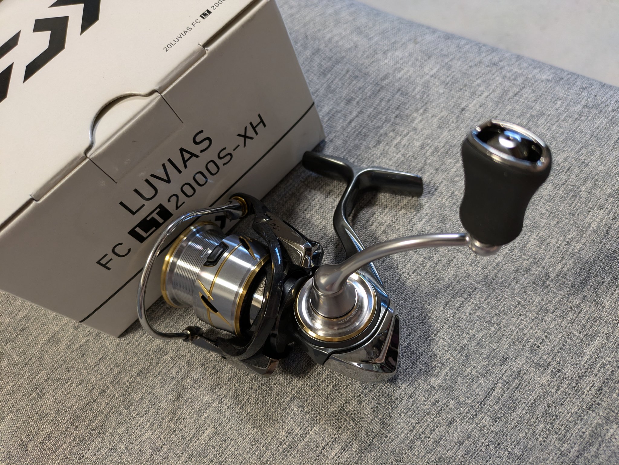 Daiwa 20ルビアスFC LT 2000s 箱有り 【公式通販】