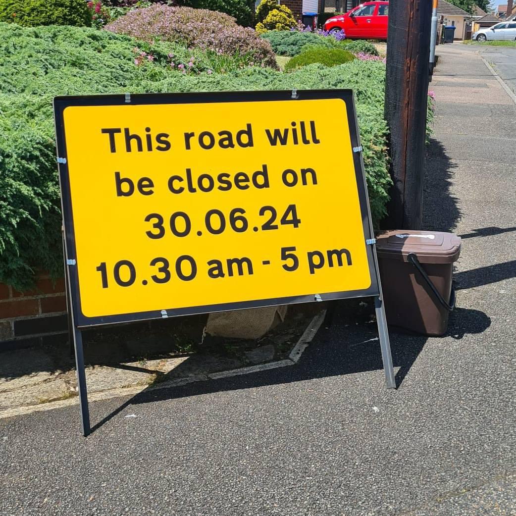 Duston Fun Day is this Sunday, June 30th from 11 - 4 pm! To ensure everyone's safety, Melbourne Lane from the Main Road to the junction with Ashtree Way will be closed to through traffic from 10:30 AM to 5 PM. A diversion route is in place.