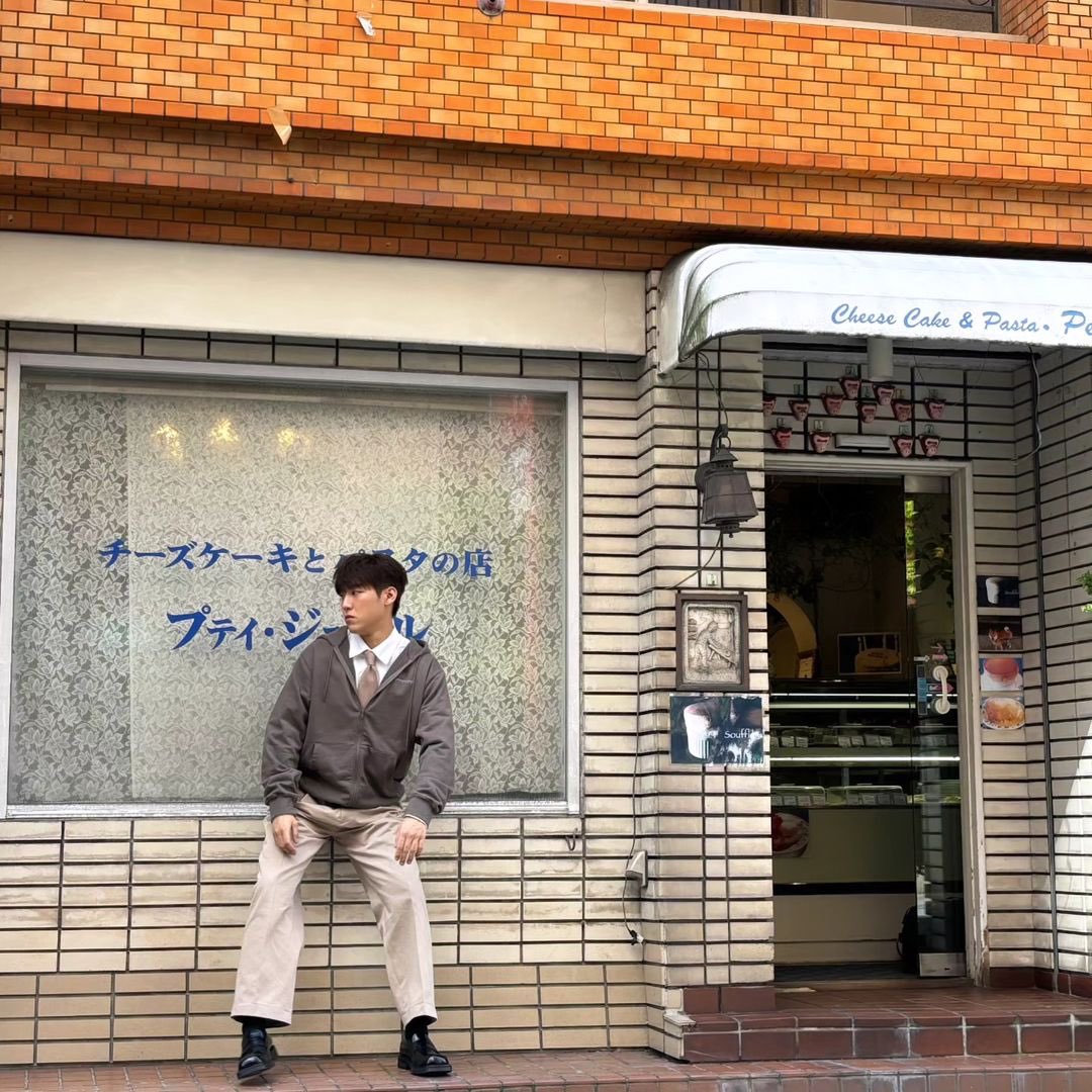 깜톨 tweet media