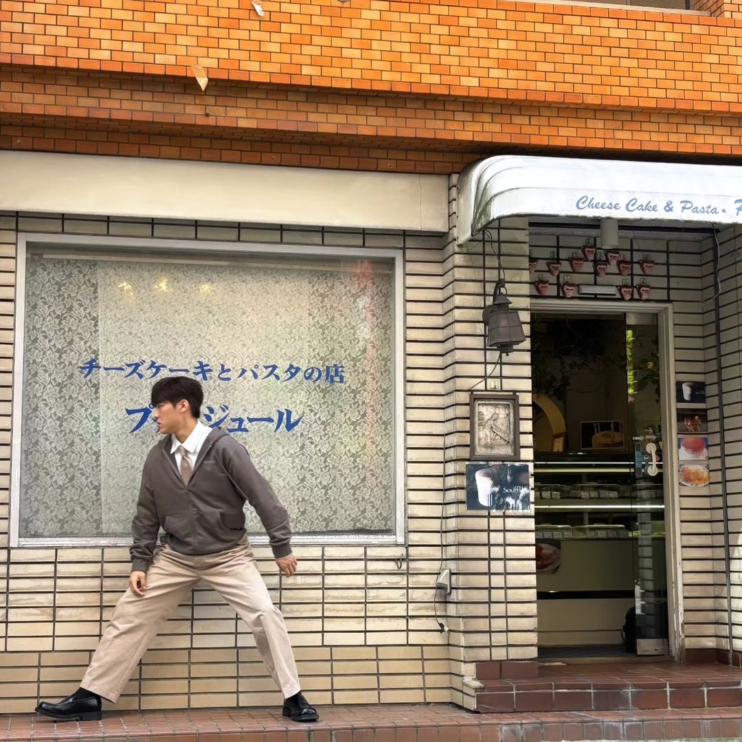 깜톨 tweet media