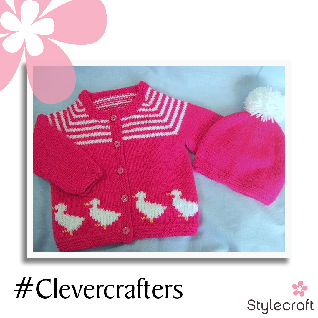 We love the little ducks on Woolly Sally’s little baby set in Special DK. #clevercrafters