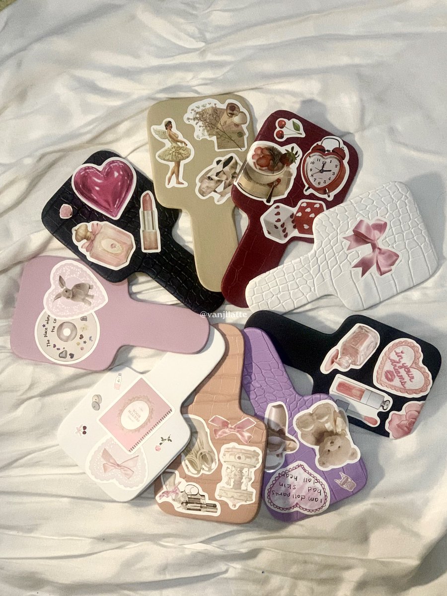 habis borong kaca gemes inii!! gimana ga borong ini CUMA 3RB-AN?!! 

sekarang tiap gonta-ganti tas gaperlu ribet mindahin kaca lagi, udah punyak banyakkk!!🩰🪞🕯️🧸