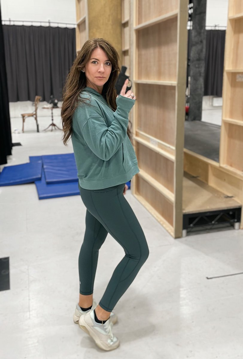 It’s S&amp;O day with <a href="/OperaBohemia/">Opera Bohemia</a> and I’m living my Bond girl dream #teamtosca