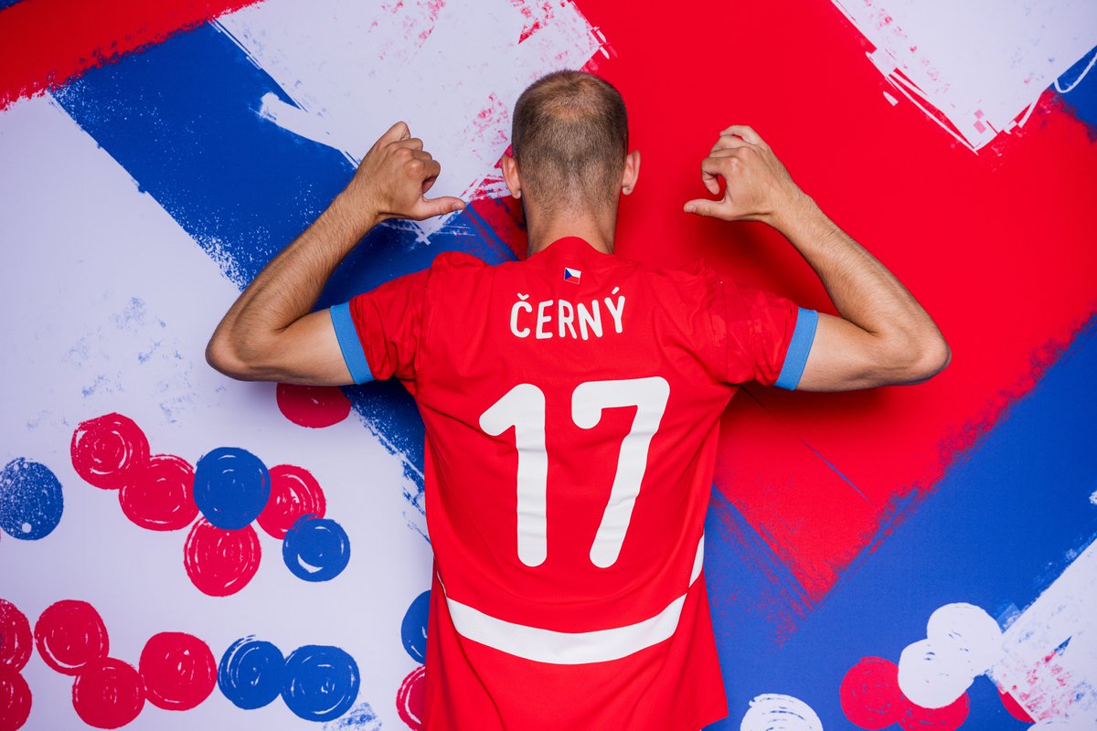 VfLWolfsburg_EN's tweet photo. The last matches of the #EURO2024 group stage are tonight! 💪

We have some Wolves in action: Koen #Casteels and Aster #Vranckx with 🇧🇪 and Vaclav #Cerny with 🇨🇿! 🐺

🇺🇦🆚🇧🇪 18:00 CET | 12:00pm ET
🇨🇿🆚🇹🇷 21:00 CET | 3:00pm ET https://t.co/pcFBMNQW4F