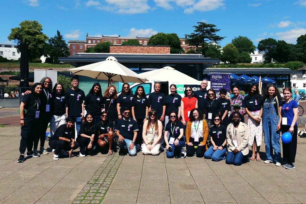 Elitsa Penkova 🦠 (@penkovaelitsa) on Twitter photo The <a href="/SoapboxExeter/">Soapbox Science Exeter</a> team 😊
I would encourage women across the department to consider taking part next year! 👩🏻🔬 The <a href="/SoapboxExeter/">Soapbox Science Exeter</a> team 😊
I would encourage women across the department to consider taking part next year! 👩🏻🔬