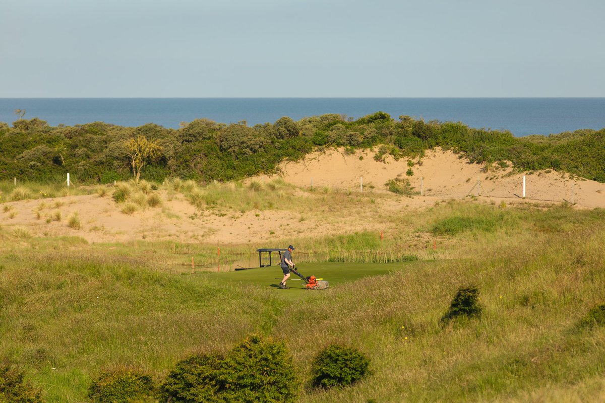 BurnhamBerrow's tweet image. The stage is almost set 🎬

#theopen #finalqualifying #burnhamonsea