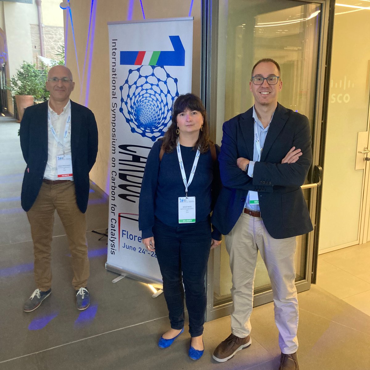 Nuestros investigadores <a href="/EBordeje/">Enrique García Bordeje</a>, #EstherFrecha y <a href="/jl_pinilla/">Jose Luis Pinilla</a> han participado esta semana en la @Carbocat10 de #Florencia, donde han presentado sus investigaciones en síntesis de materiales de #carbono y sus aplicaciones en #catálisis