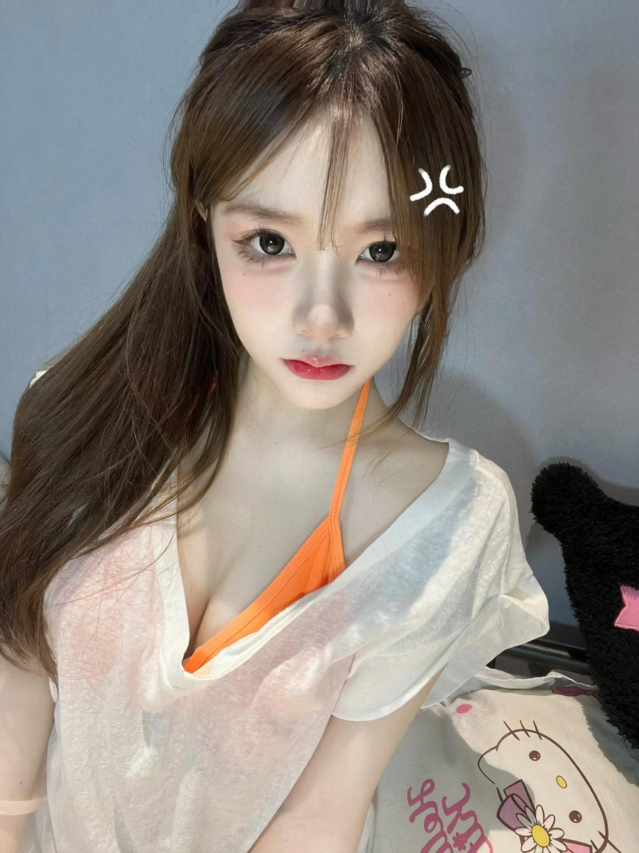 臭小狗，能和我doi 是你的荣幸 https://t.co/XMfZ2rCnP9