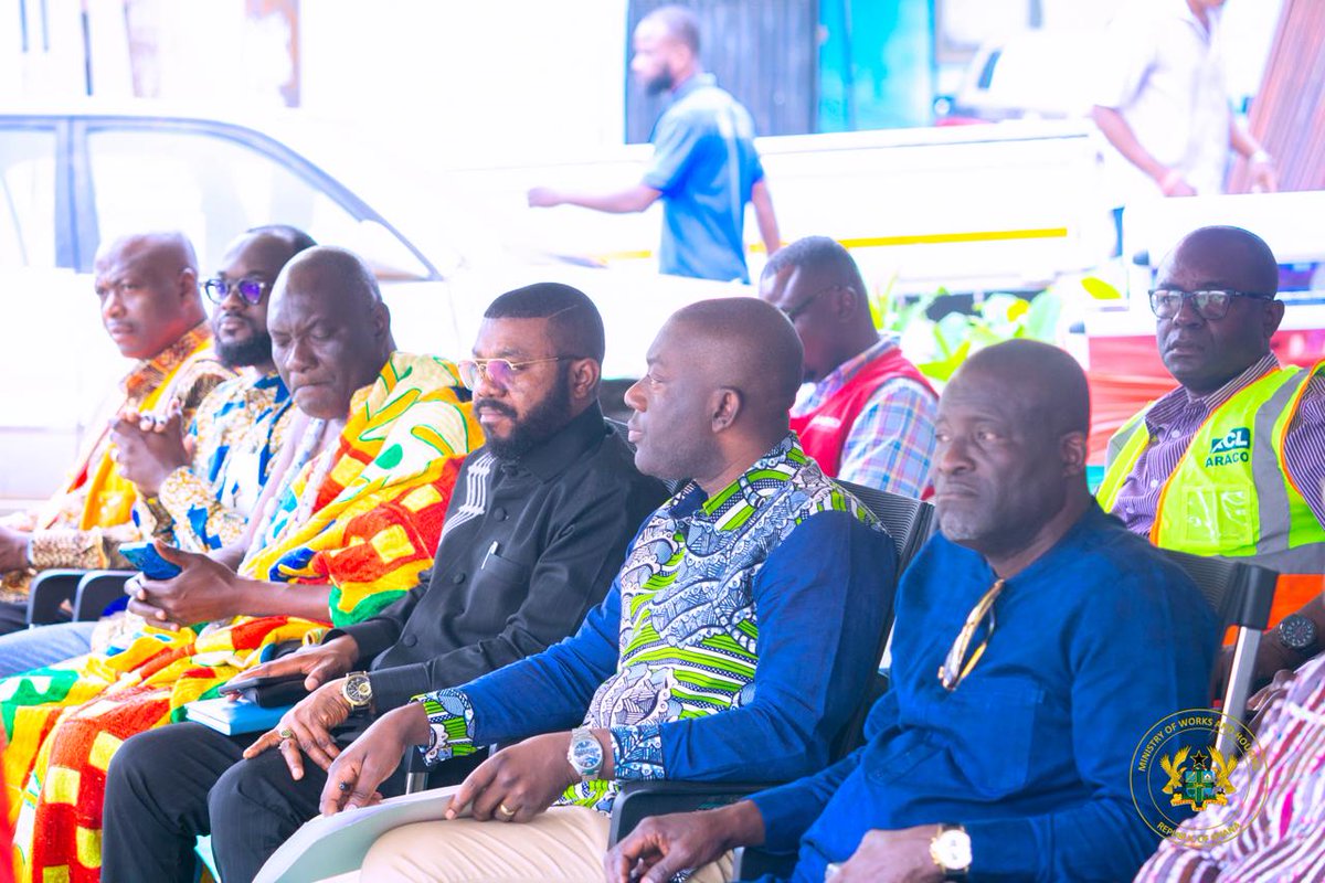 We were honored yesterday to have the Honorable Minister for Works and Housing, his deputy; the Greater Accra Regional Minister, and the Chief of Adabraka Atukpai Stool joining hands to cut the sod for the reconstruction of the Nima-Paloma Storm Drain. #CHIVID024