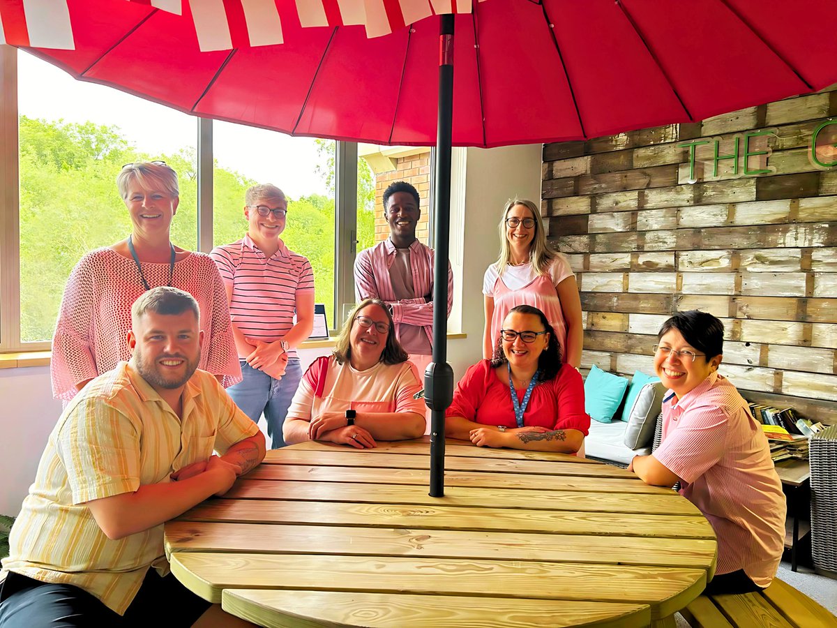 💗This week at Umbrella.co.uk HQ, we wear pink💗

For 'National Pink Day', we embraced pink attire in the office. 

Pink symbolises love, nurture, and compassion - all things we value here.

We also think it adds a good splash of colour to the office! 🎀

#pinkday #pink