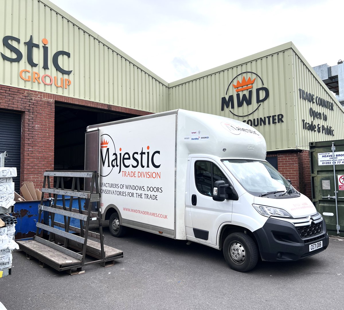 Our trade division van being loaded up at the factory to fulfil the needs of our valued customers! 🚚✨ Whether you're in trade or a member of the public, we've got everything you need from small bits to windows and doors, all for supply only. Visit our trade counter, open Monday