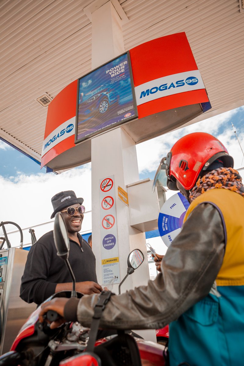 VivoEnergyRw's tweet photo. Uncle Austin, @UncleAustinT, brought excitement to Engen Kicukiro!
Customers enjoyed fueling up and experiencing the best of MOGAS95, exclusively available at Engen Kanogo and Engen Kicukiro while winning fantastic prizes.
#MOGAS95 #WithUsYourNumberOne https://t.co/YqJHzzIwHn