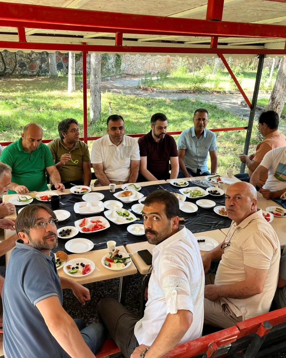 Okul müdüremiz Ülkü  Taşar'ın Sosyal Bilimler Lisesine tayininin çıkması nedeniyle vedakahvaltısı düzenledik.Plaket takdiminde bulunduk.Okulumuza kattığı değer için kendisineteşekkür eder,<a href="/TokatPal/">pl</a>  olarak yeni görevinde  müdüremize başarılar dileriz.<a href="/Yusuf__Tekin/">Yusuf Tekin</a>   <a href="/HuseyinKir64/">Hüseyin Kır</a>