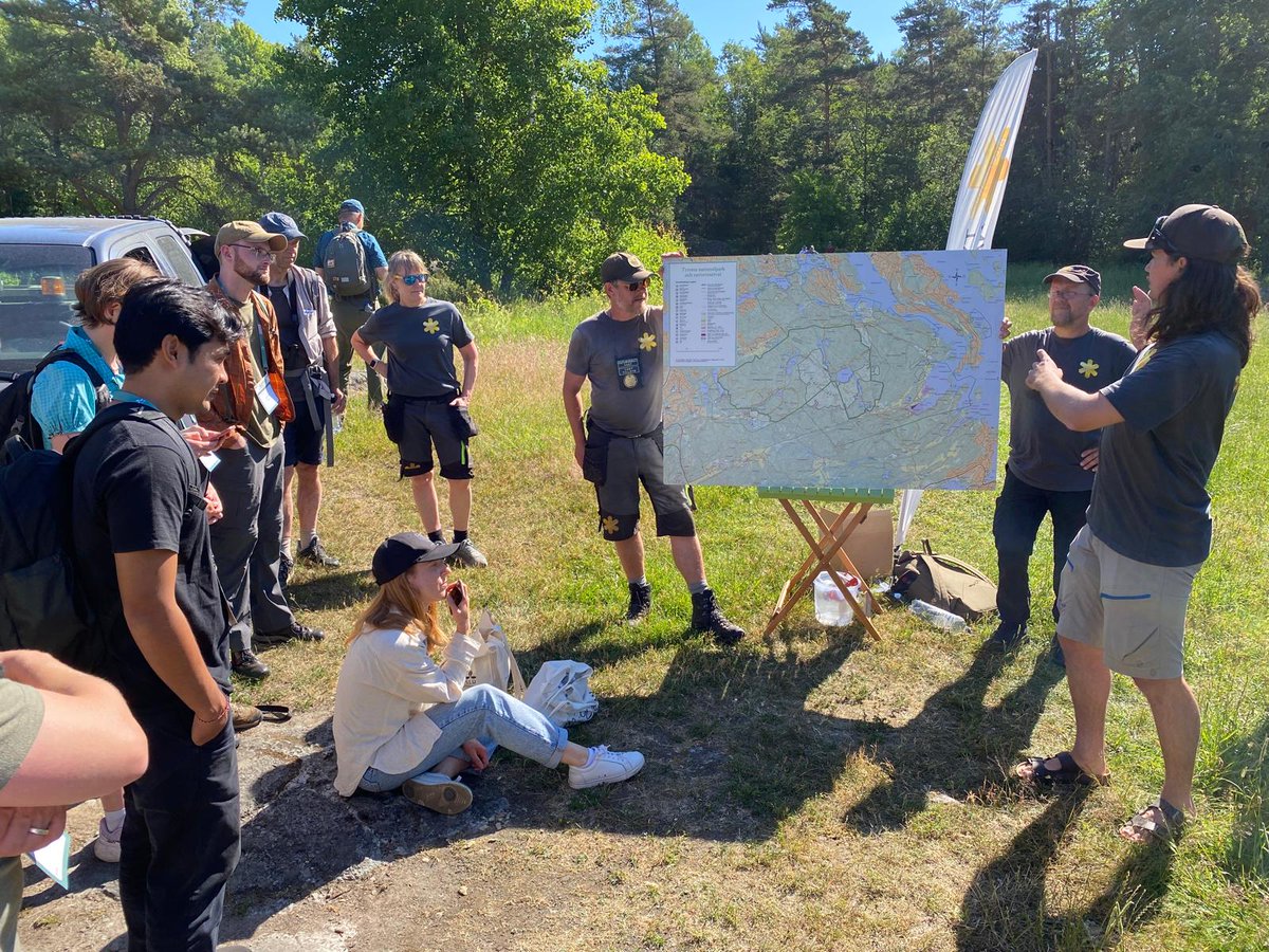 🌍Estamos en #IUFRO2024, que en la jornada de hoy nos ha llevado a conocer el Parque Nacional de Tyresta (al sur de Estocolmo) con una visita técnica sobre perturbaciones causadas por incendios.

🗓️Mañana se presenta el trabajo de integrantes de nuestro equipo. Stay tuned!