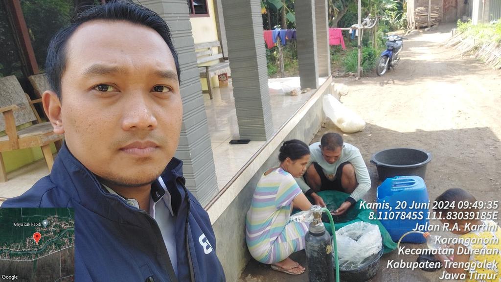 HarfinEko's tweet photo. Kamis (20/06/24), Harfin Eko. Luhkan Kab.Trenggalek,
Panen dan Pendataan Produksi Benih Ikan Gurami Bpk.Endri Cahyono Pokdakan Tirto Mulyo Ds.Karanganom Kec.Durenan, 3500 ekor hrg Rp.500/ekor
#GiatLuhkanSatminkalBwi #luhlapor #produksi
@bppsdm_kp
@puslatluhkp
@bppsdm_bp3bwi https://t.co/ypCdSP7ZUB