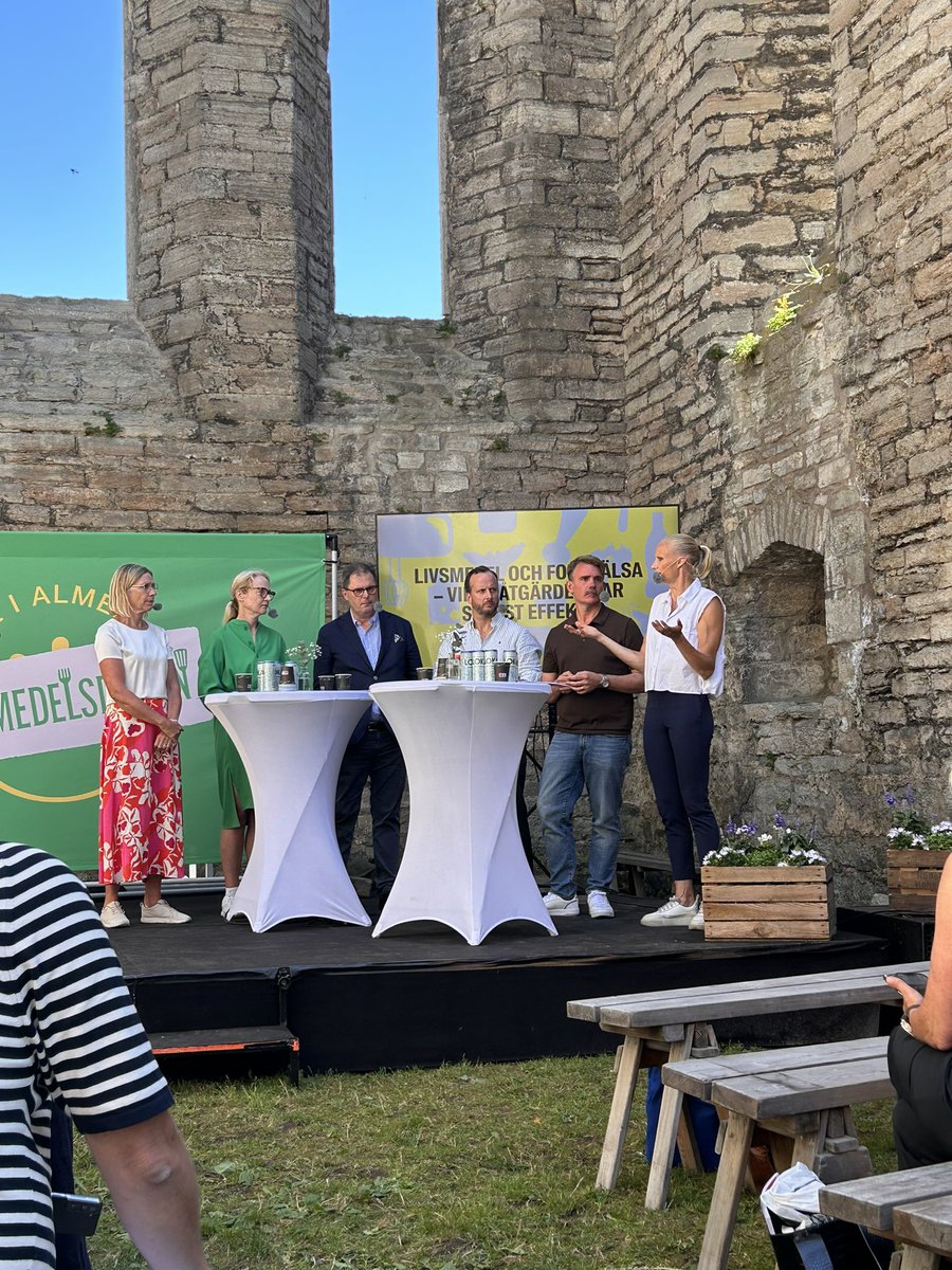 Axfood (@axfood) on Twitter photo ”Olika socioekonomiska förutsättningar påverkar vad barn äter. Vi måste jobba med styrmedel som underlättar för alla att äta mer hälsosamt. Barn och ungas framtid pågår nu”, säger <a href="/carolinakluft/">Carolina Klüft</a>, verksamhetsledare Generation Pep, där Axfood är founding partner. #almedalen ”Olika socioekonomiska förutsättningar påverkar vad barn äter. Vi måste jobba med styrmedel som underlättar för alla att äta mer hälsosamt. Barn och ungas framtid pågår nu”, säger <a href="/carolinakluft/">Carolina Klüft</a>, verksamhetsledare Generation Pep, där Axfood är founding partner. #almedalen