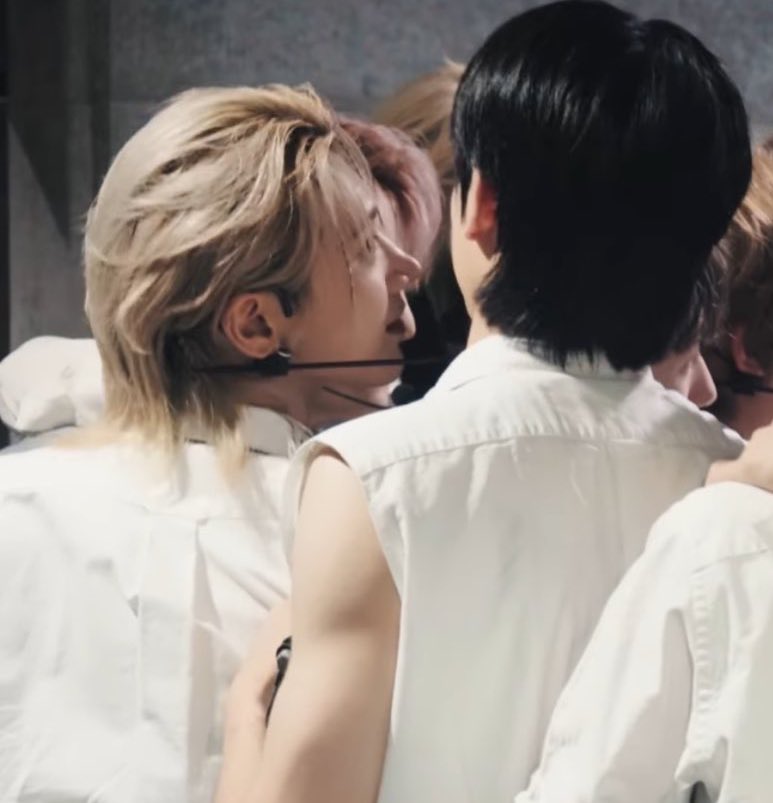 ก็เหมือนเดิมนะ อ้อนกันมาตั้งแต่รุกกี้ละ