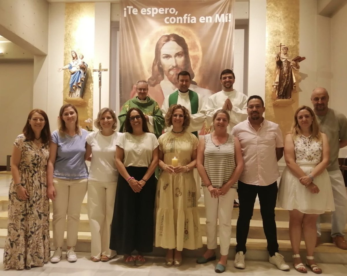 Una nueva Comunidad de Vida de <a href="/SanJuanCruzTo/">Parroquia SJC Toledo</a> entra en el discipulado. Demos gracias a Dios. <a href="/architoledo/">Archidiócesis de Toledo</a> <a href="/AcgToledo/">Acción Católica General de Toledo</a> <a href="/AccionCatolicaM/">Acción Catolica General de Madrid</a> <a href="/catolicos_es/">Jóvenes Católicos</a> <a href="/Evangelizacion_/">Evangelización. Conferencia Episcopal Española</a> <a href="/ACGevangelizar/">Acción Católica Gral</a>