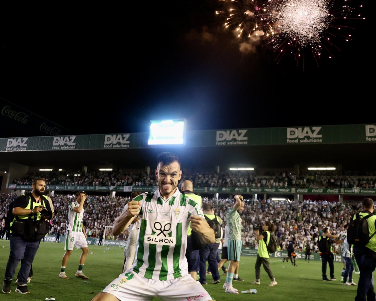 Adrian Lapeña tweet media