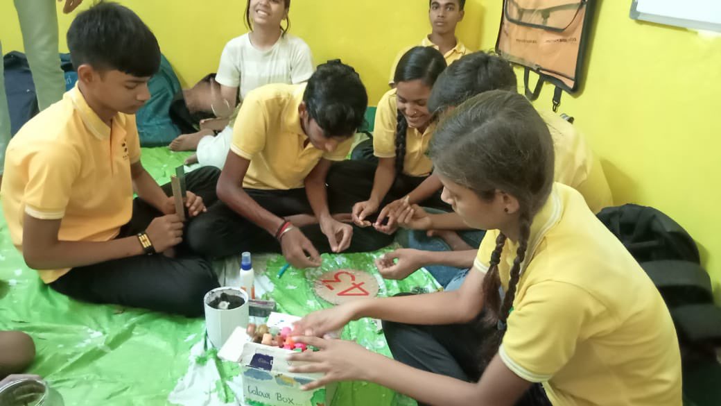 SarthakNGO's tweet photo. #YellowRooms interactive approach to education is transforming lives in #UrbanSlums.
By fostering a #love for learning and supporting emotional well-being, Yellow Rooms are paving the way for positive transformations in communities.
#TransformationalEducation @Global4Children https://t.co/1QRSFSbYxH