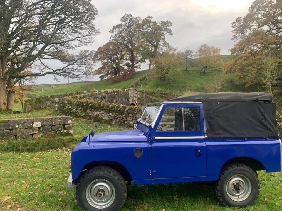 LandyStore's tweet image. Ad:  1971 Land Rover Series 2a 88" Diesel
On eBay here --&amp;gt;&amp;gt; ow.ly/ZCPX50SlotJ

 #LandRoverSeries2a #ClassicCarsForSale #DieselEngine #OffroadLife #CarRestoration #CarCollectors