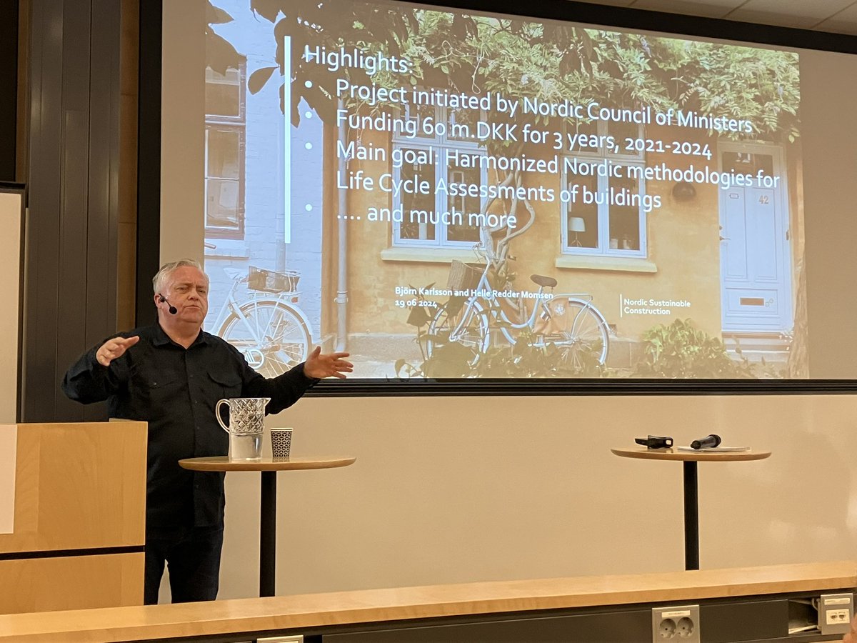 Björn Karlsson talking at the Nordic Fire &amp; Safety Days