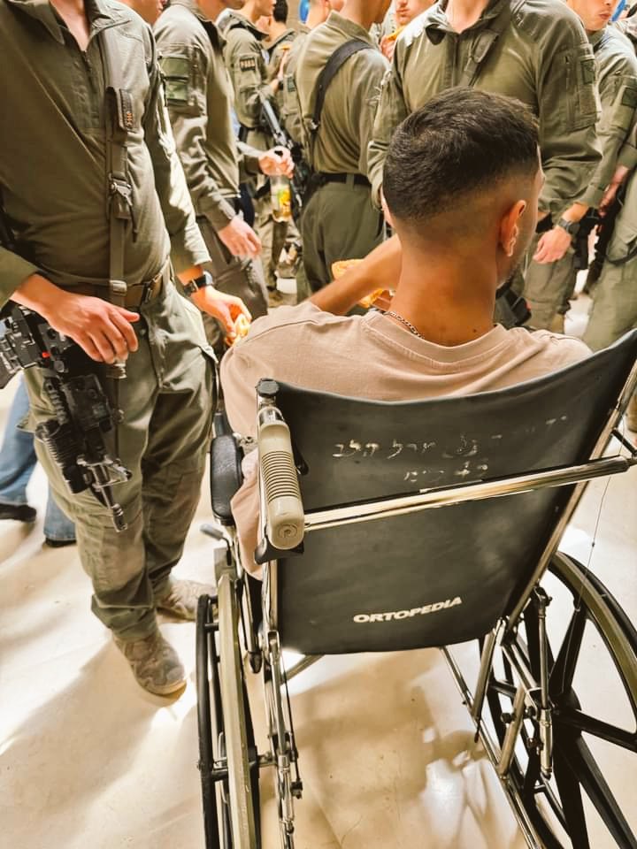 suatyasasin's tweet photo. Birileri züğürt tesellisi sanadursun
Ben bir veri daha paylaşayım
Kaynak israil savaş bakanlığı
Zaman dün
Yer Telaviv

"Geri dönüş birimimizde
Engelliye çıkmış olarak kaydedilmiş asker sayımız 70 Bine ulaşmış durumdadır"
Bu da benden bayram hediyesi olsun!
https://t.co/tcmVCGIQ67 https://t.co/20vJwbXiHn