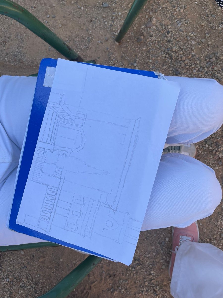 Manyanet_Reus's tweet image. 🖼️ Alumnes de 4t d'ESO posant en pràctica els seus coneixements de dibuix, tot personalitzant la seva visió del Nazareno 🎨

#josocmanyanet #juntsiambesperança #escolesmanyanet #familiamanyanet