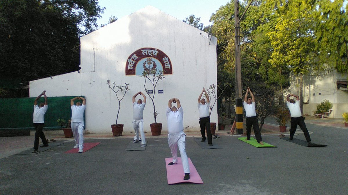 dgafms_mod's tweet photo. #AFMSD #DelhiCantt #InternationalDayofYoga2024
#IDY2024 #YogaDay2024 #YogaForSelfAndSociety 

@SpokespersonMoD
@moayush 
@mdniy 
@PIB_India https://t.co/fFGS4kEbc8
