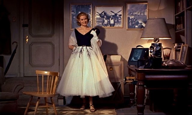 Lausrp_'s tweet photo. @notgwendalupe Grace Kelly en la ventana indiscreta, recurrentemente https://t.co/37w6EG6eYW