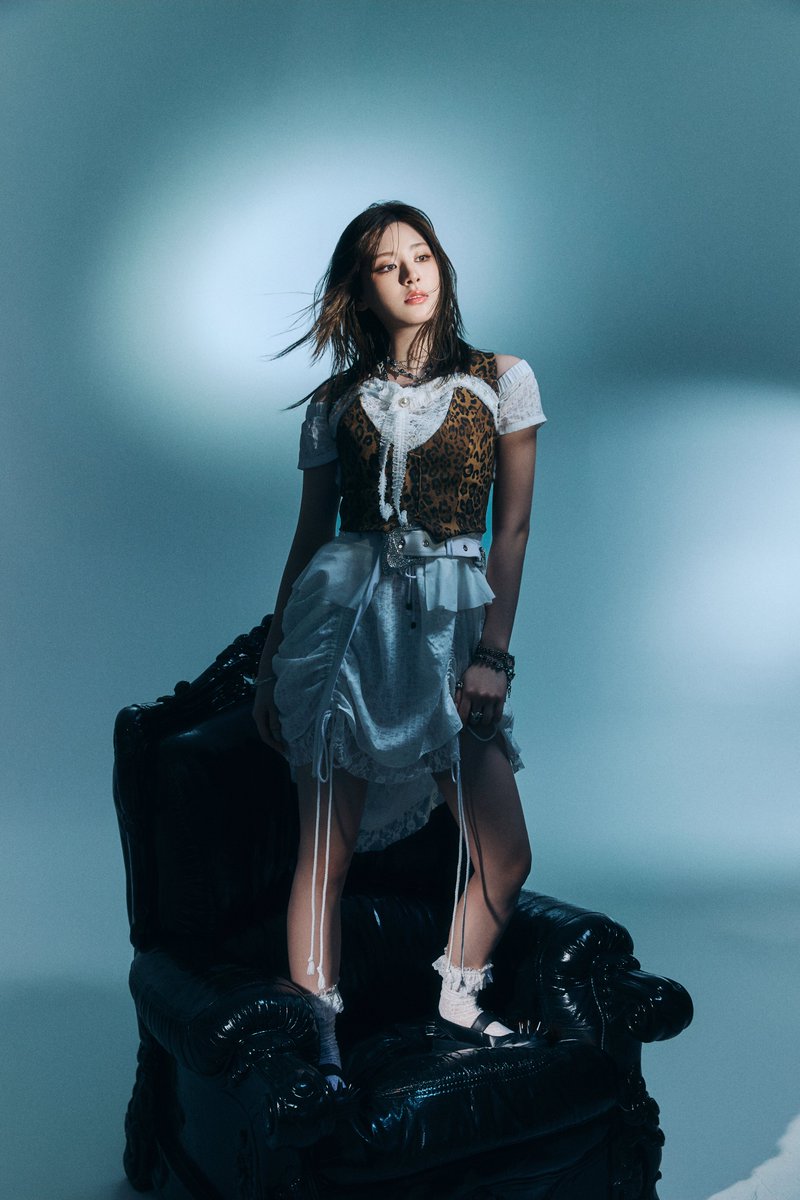 STAYC_official's tweet image. STAYC The 1st Album
[𝐌𝐞𝐭𝐚𝐦𝐨𝐫𝐩𝐡𝐢𝐜] 

Concept Photo Icy Ver.
#Seeun #세은

Release
2024.07.01 MON 6PM (KST)

#STAYC #스테이씨 
#Metamorphic
#STAYC_Metamorphic