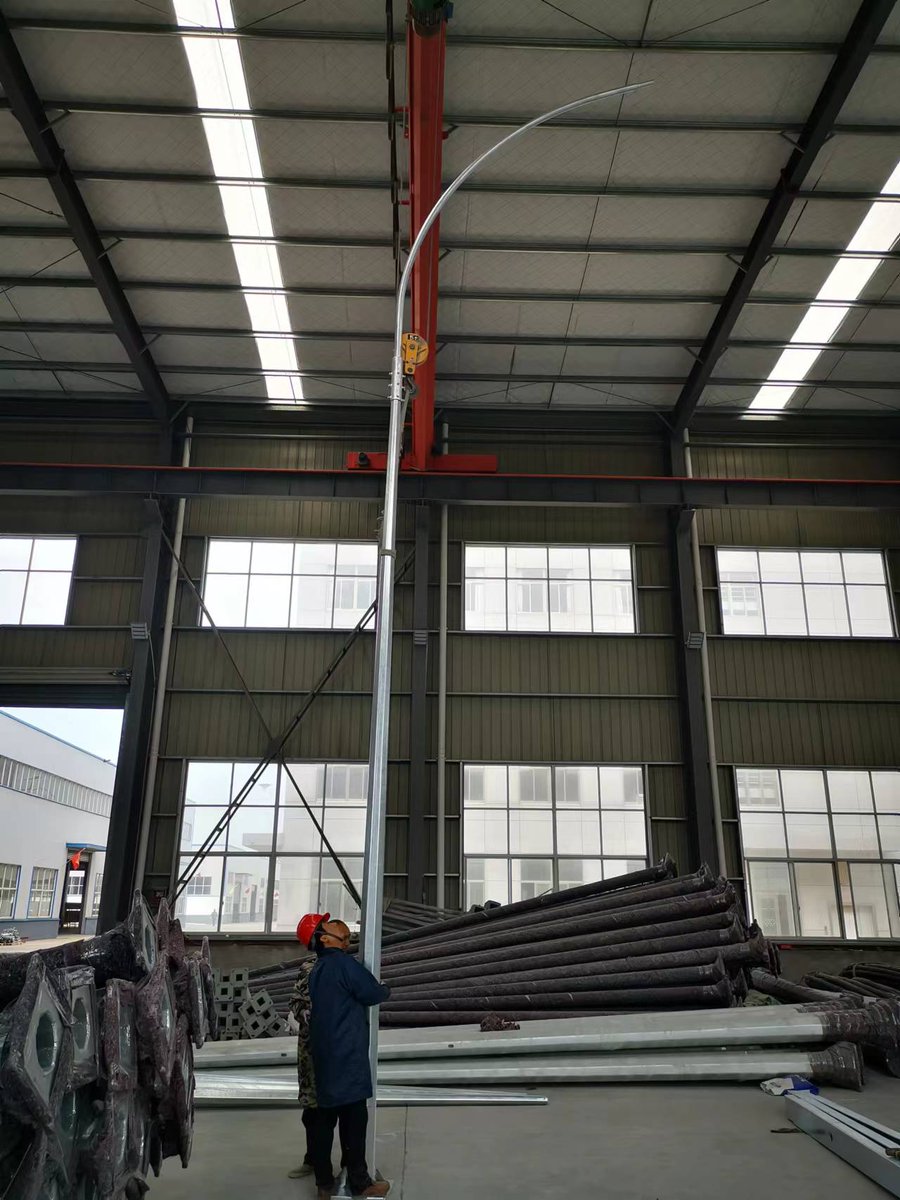 customized hot dip galvanized steel light pole!!!