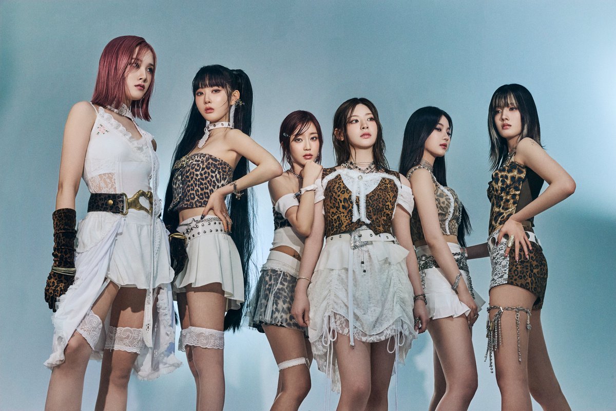 STAYC_official's tweet image. STAYC The 1st Album
[𝐌𝐞𝐭𝐚𝐦𝐨𝐫𝐩𝐡𝐢𝐜] 

Concept Photo Icy Ver.
#STAYC #스테이씨 

Release
2024.07.01 MON 6PM (KST)

#Metamorphic
#STAYC_Metamorphic