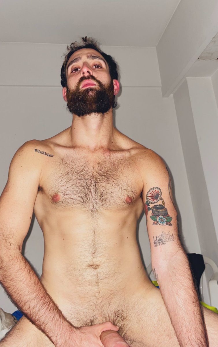 VFiremann's tweet image. Vine a visitar un chongo y él me hizo esa foto. La quieren ver entera?