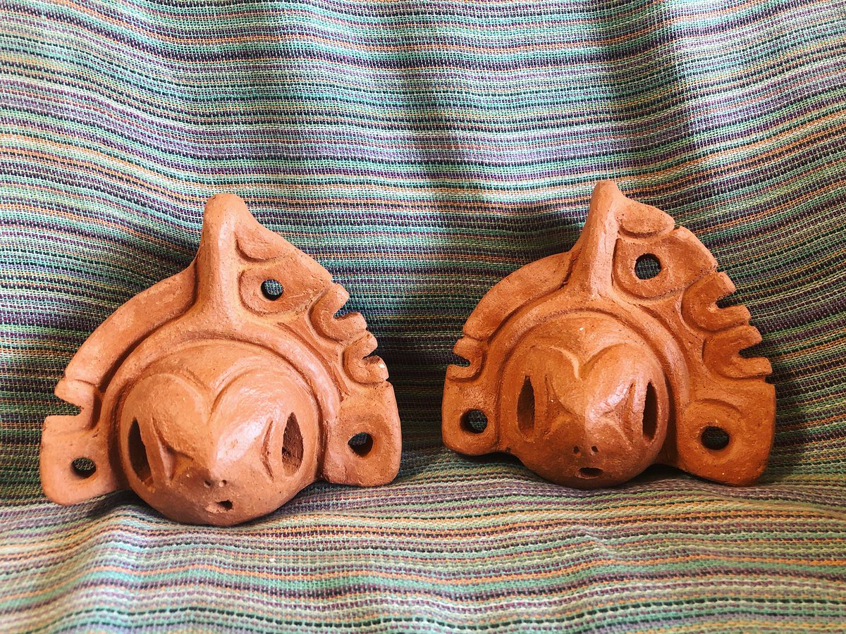 お客様からオーダーいただいた土器のレプリカが、宮城の工房から届き