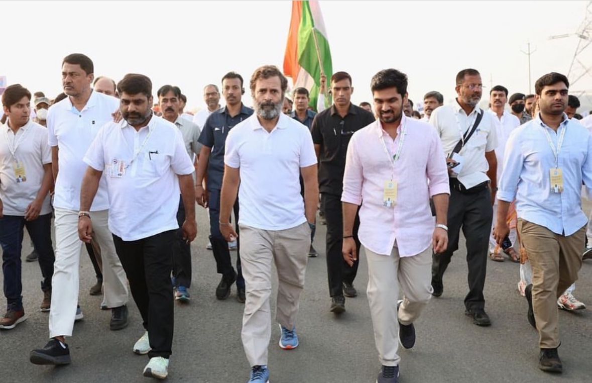 ajit_davang's tweet photo. अखिल भारतीय काँग्रेस कमिटीचे माजी अध्यक्ष राहुलजी गांधी यांना जन्मदिनाच्या लाख लाख शुभेच्छा https://t.co/vwYAHXwDNx