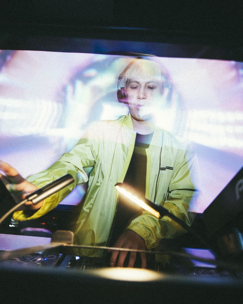 ARMANI_JAPAN's tweet photo. A|X Music Event in Tokyo
#Mixmag とのコラボカプセルコレクションの発売をお祝いして🎧
@不眠遊戯ライオン
詳細は https://t.co/v2NIfISiXs
#AXss24 #ArmaniExchange
Director: Yuta Shimizu (Eild)
Photographer: Yutaro Tagawa
Assistant Photographer: Ryuto Yoshida https://t.co/iYtHH9jY1W