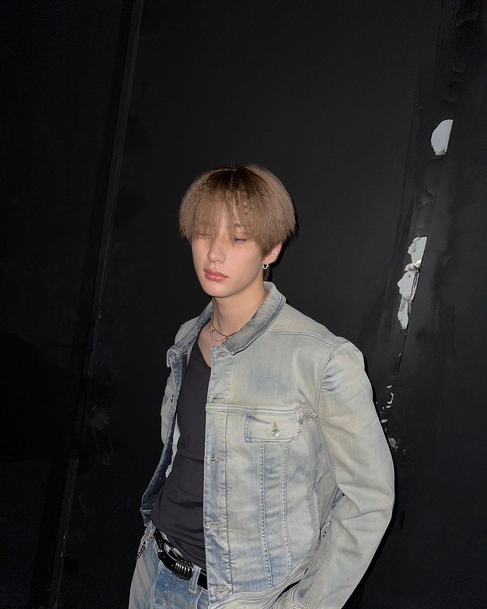 anton pics tweet media