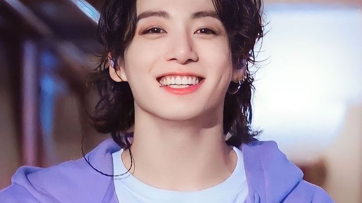 astralsvk's tweet photo. #taekookau where they haven’t been dating long, when Jungkook learns what it means to date Kim Taehyung. 

Why sales associates at stores clamor anytime they walk in, and envious eyes seem to follow everywhere they go.

(Taehyung can’t stop doting on him, to everyone’s benefit). https://t.co/J6rXnTGYtD