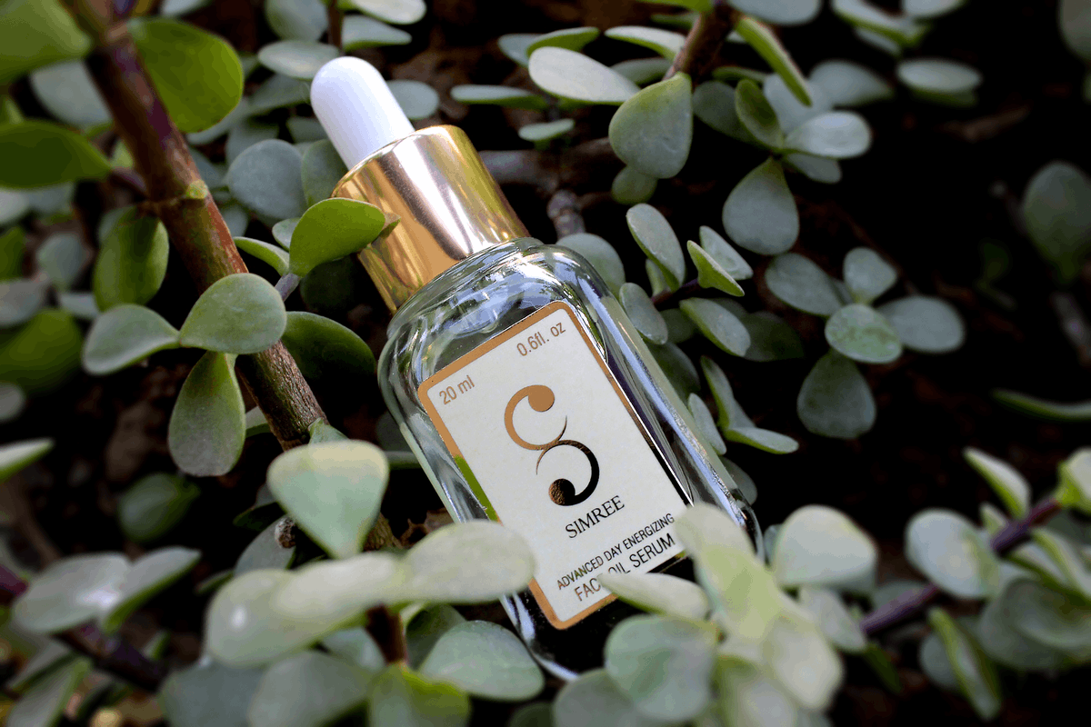SimreeCosmetics's tweet photo. If you love to use serum on your face so why not using advanced day energizing face oil serum?
#dayserum #naturalskincare #skincare #NatureInspired https://t.co/Hr47hke8Kf