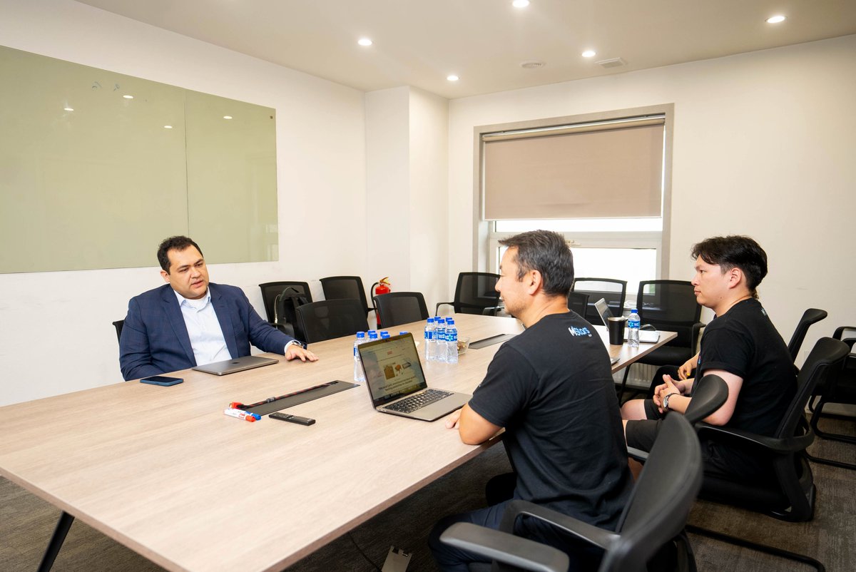 IT Park Uzbekistan's Director for IT products export and investments Jahongir Radjabov came to MStarsHub to exchange information about startups and ecosystems and discuss future cooperation. 🇺🇿 🤝🇲🇳