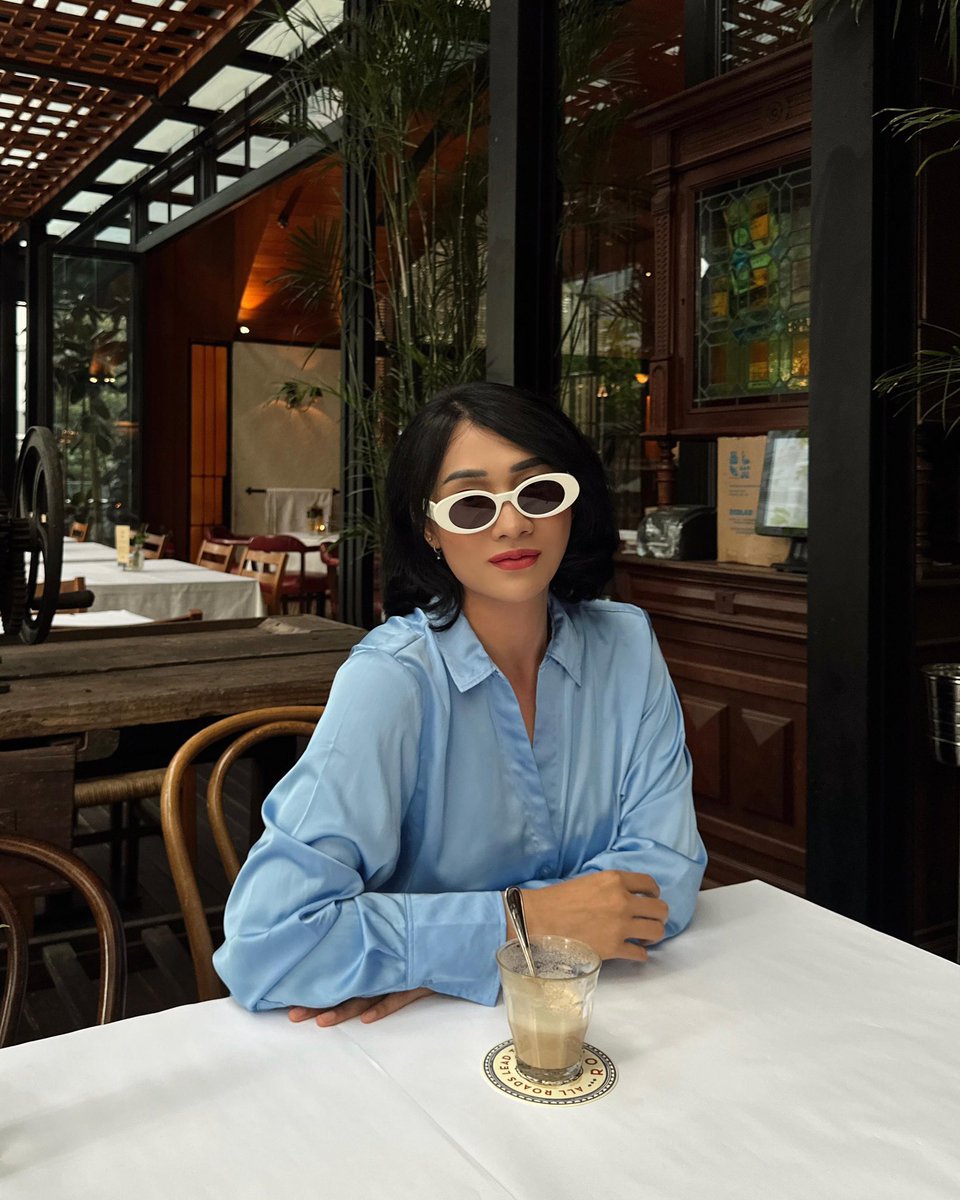 indahcheryl's tweet photo. Coffee time https://t.co/fpuwau6qqJ