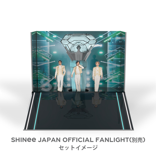 UM_KPOP's tweet photo. 【#SHINee】
💎本日発売💎
『#SHINee_WORLD_VI [PERFECT ILLUMINATION] JAPAN FINAL LIVE in TOKYO DOME』Blu-ray＆DVD

▼UNIVERSAL MUSIC STORE限定盤▼
🎬特典映像：ツアーの裏側を収めたドキュメンタリーやMC集
💎グッズ：ステージをイメージした「FANLIGHT DISPLAY」

🛒https://t.co/OiqsTWYlIE https://t.co/3dRuZXpC4y