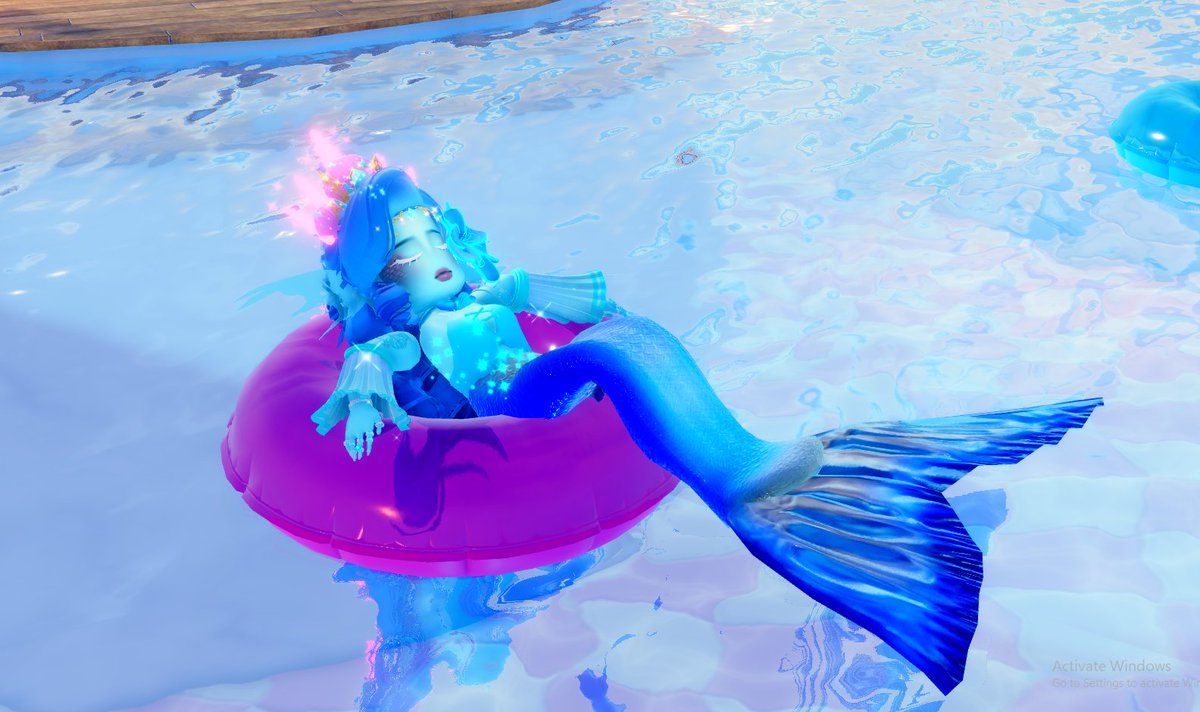 misamusalive's tweet image. it was so much fun playing with our viewer @M1ssLagoonaBlue!! look at these beautiful pictures &amp;lt;33

#royalehigh #rhtc #rh3 #twitchstream #ROBLOX