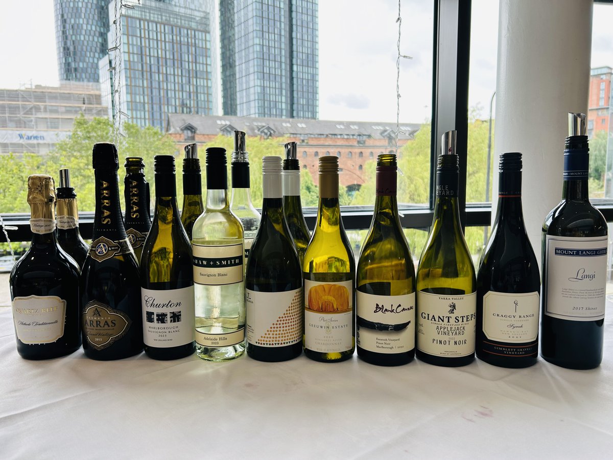 Great to team up with <a href="/nzwine/">New Zealand Wine</a>  on a masterclass and tasting in Manchester in the UK this week month. Thanks <a href="/emma_symington/">Emma Symington MW</a> and <a href="/rebeccagibb/">Rebecca’s book Vintage Crime out now!</a> for presenting the masterclass, and to all the guests that attended. pulse.ly/smup4yro7j #aussiewine #australianwinediscovered